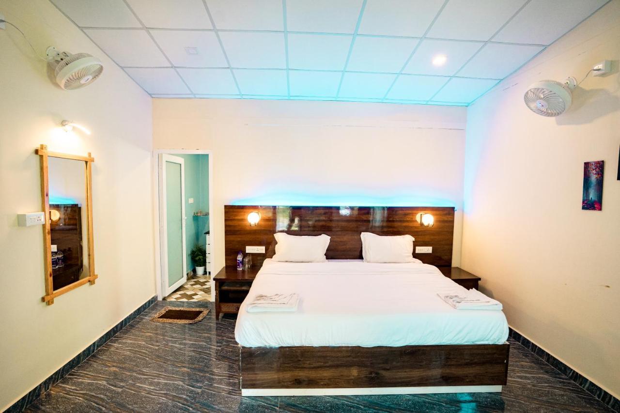 Orange Sky Beach Bungalow Agonda Esterno foto